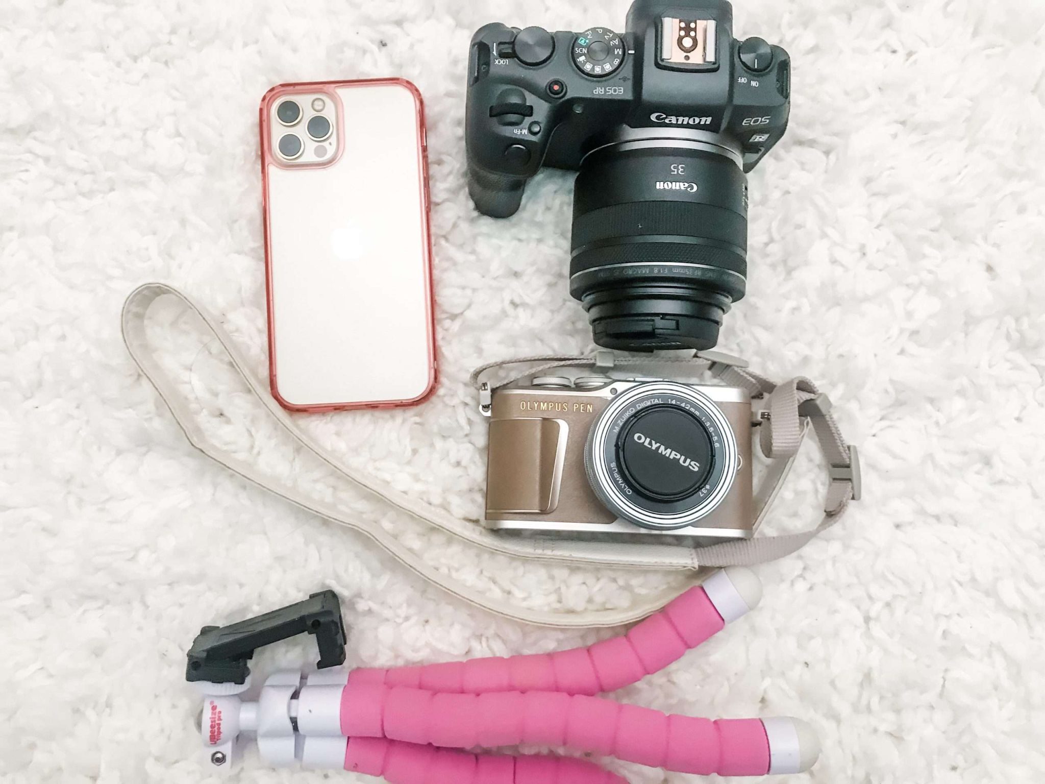 Disney Camera Bag Essentials: What’s in My Bag?