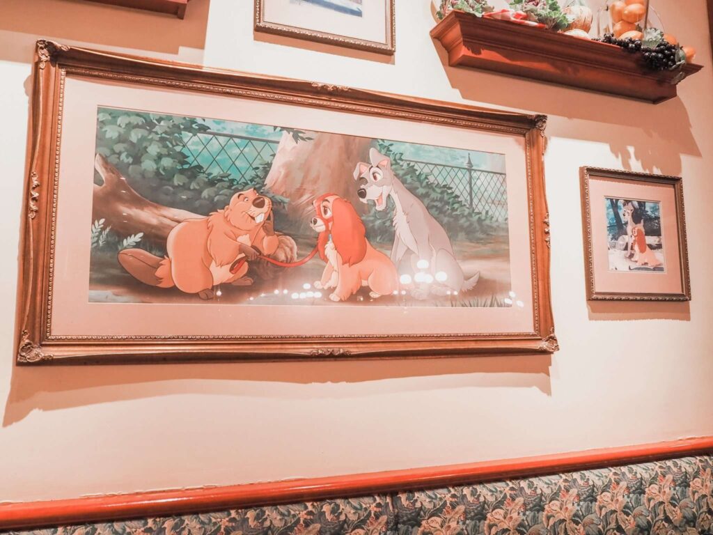 Tonys Town Square Disney Atmosphere