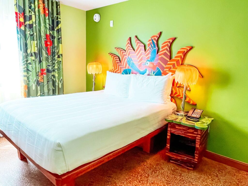 Disney Art of Animation Family suites Bedroom