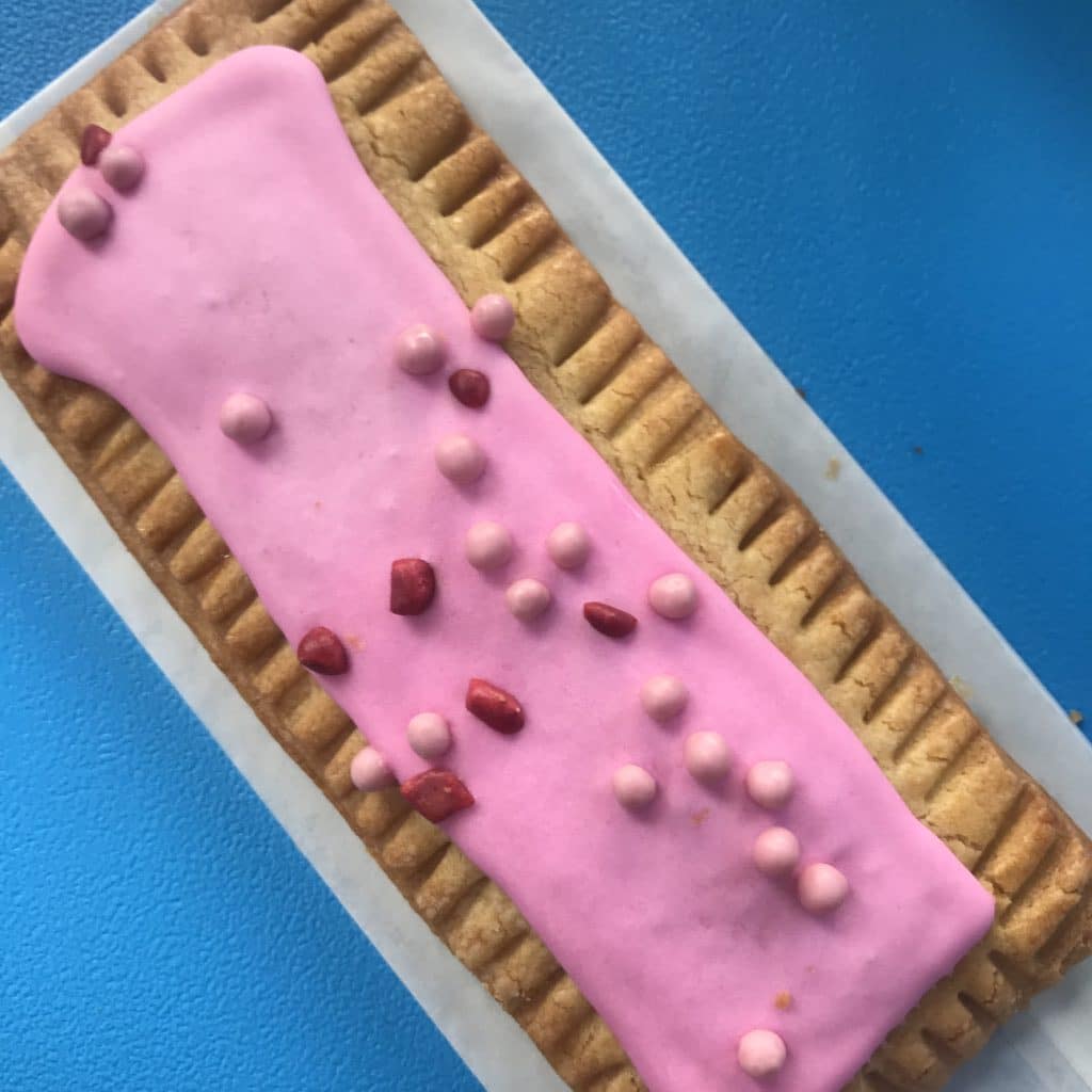 Woodys Lunchbox Raspberry Tart Snacks Disney