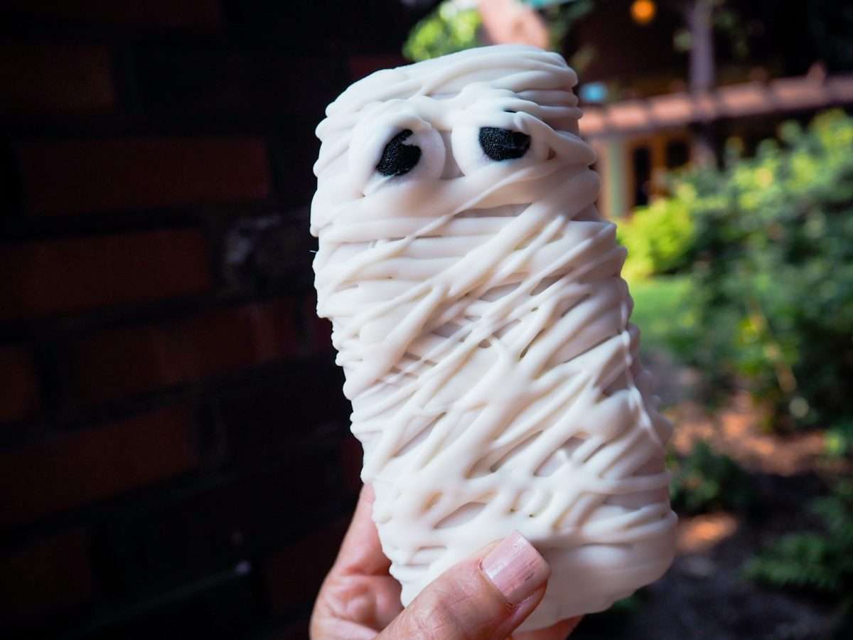 Mummy Snacks at Disneyland Halloween