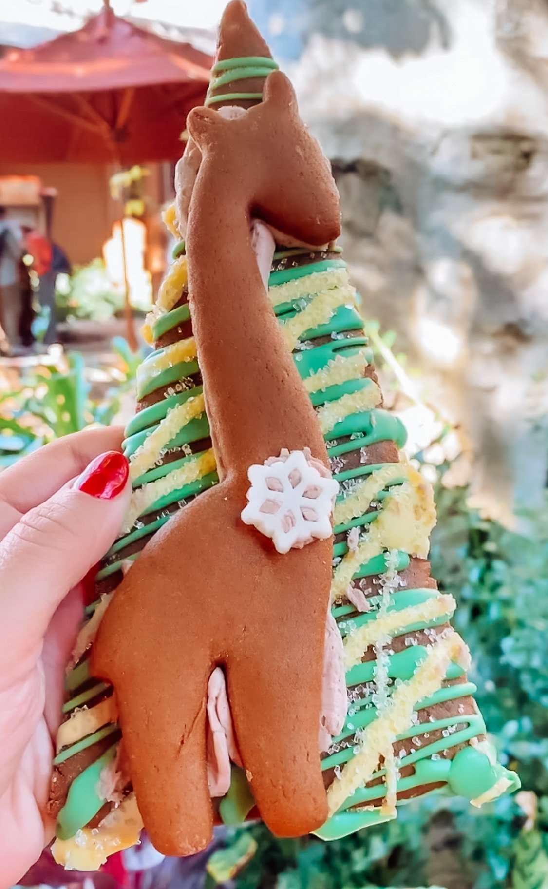 Gingerbread Giraffe Cookie Christmas Snacks