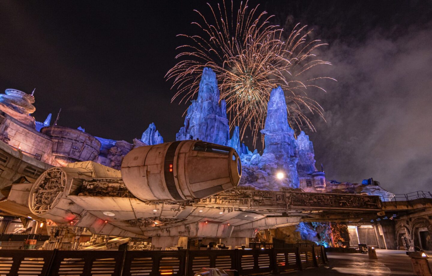 Fireworks Disneyland Star Wards Season of the Force
