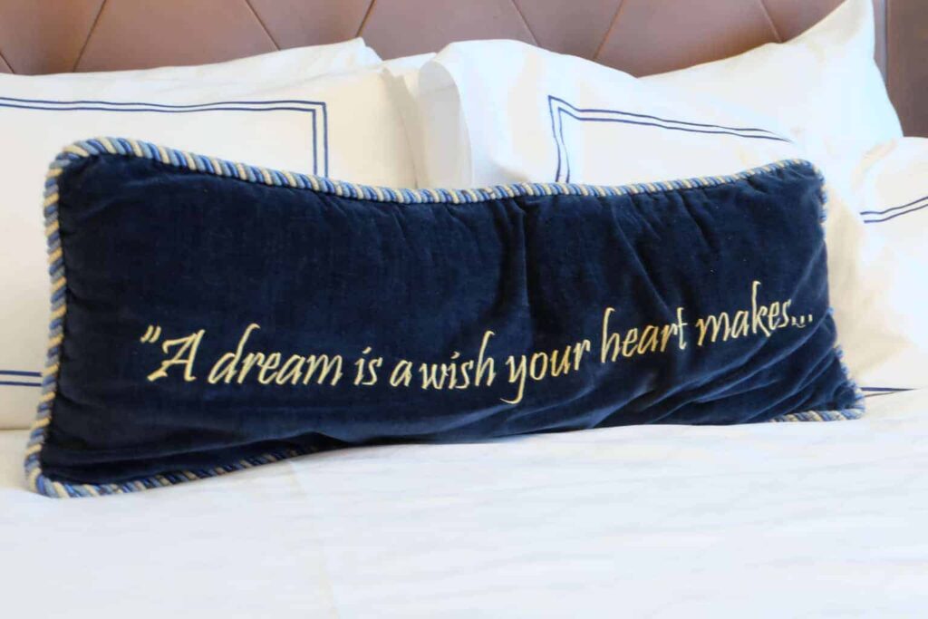 Disneyland Hotel Rooms