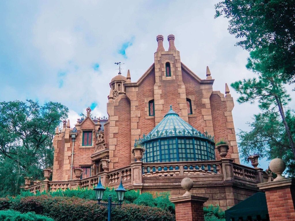 haunted mansion disney world ride