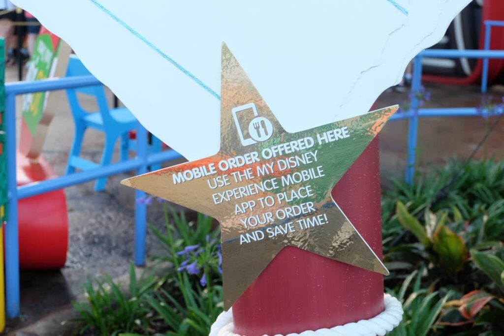 mobile order at disney world
