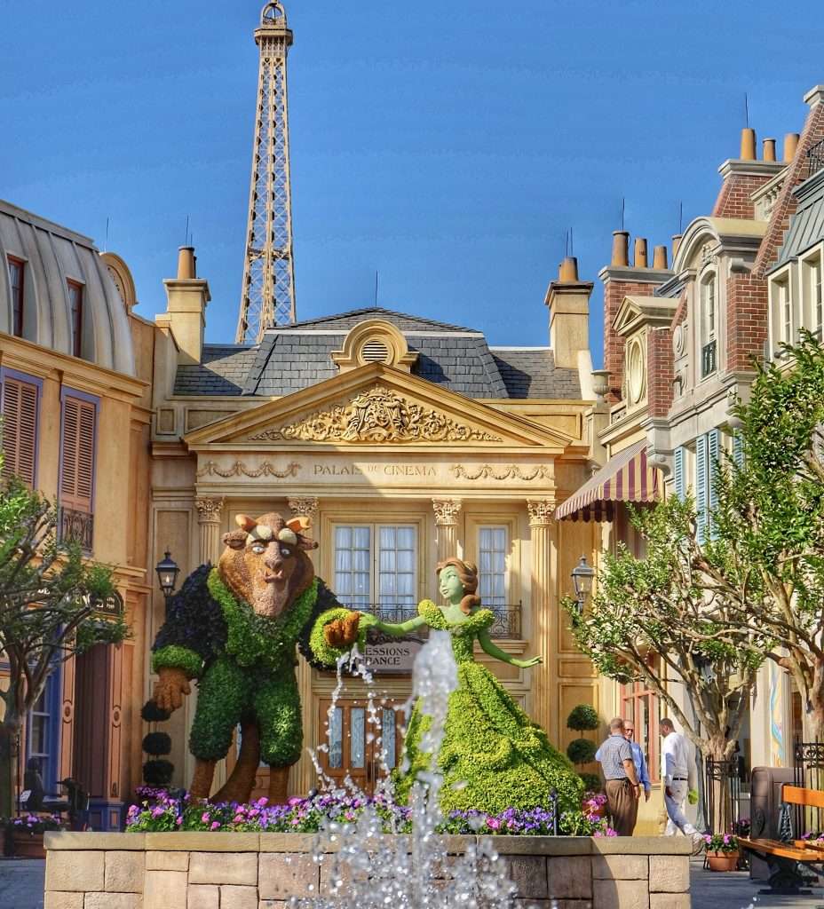 Beauty and the Beast Topiary at EPCOT Flower and Garden