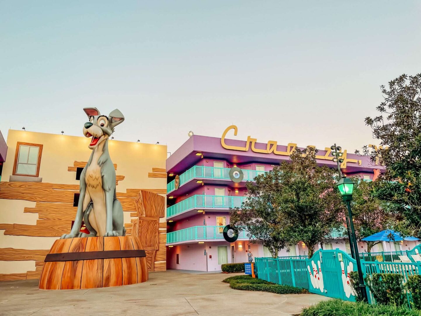 Pop Century Resort Movie Area Lady and the Tramp