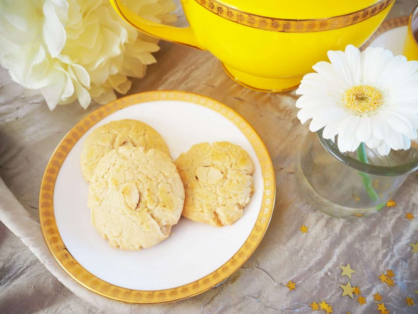 Chinese New Year Almond Cookies