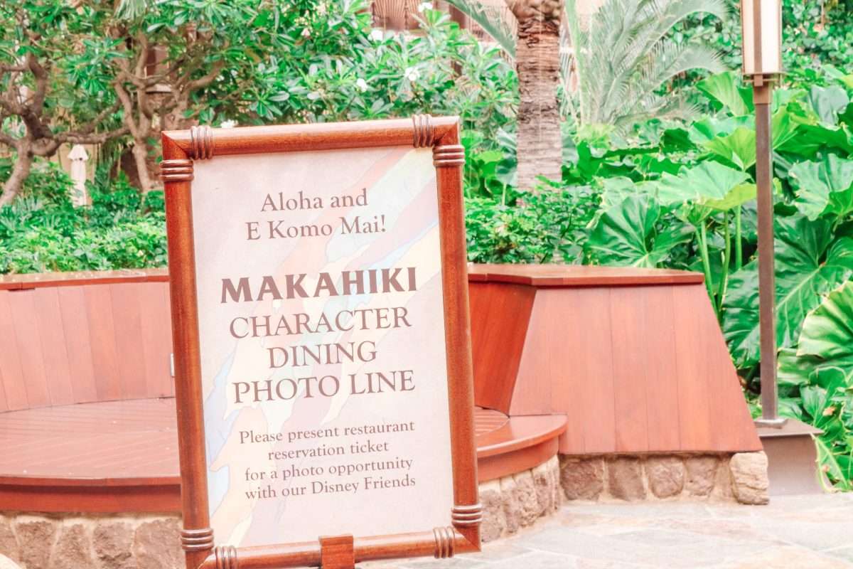 Characters at Makahiki Disney Aulani Restaurant