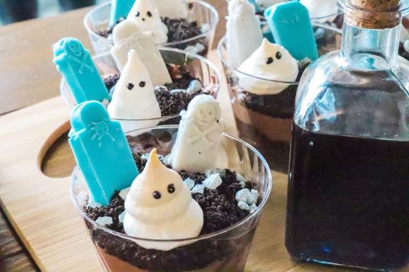 Cup of Dirt Halloween Pudding Cups with Oreos and Ghosts Halloween Recipes