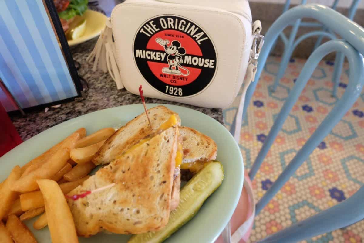 Beaches and Cream Restaurant Disney Dining