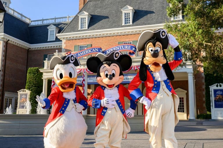 Mickey and Friends July 4th Independence Day american Adventure