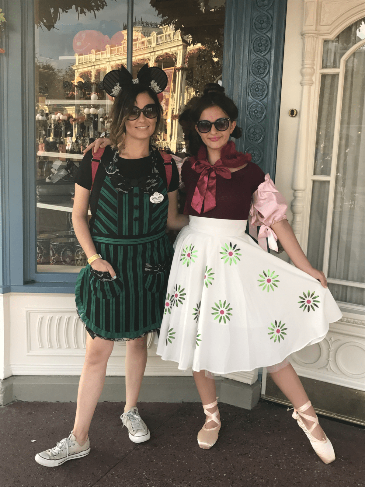 Halloween Costumes for Disney World Haunted Mansion