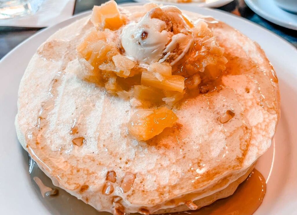 Pancakes at Kona Cafe for Breakfast at Disney World