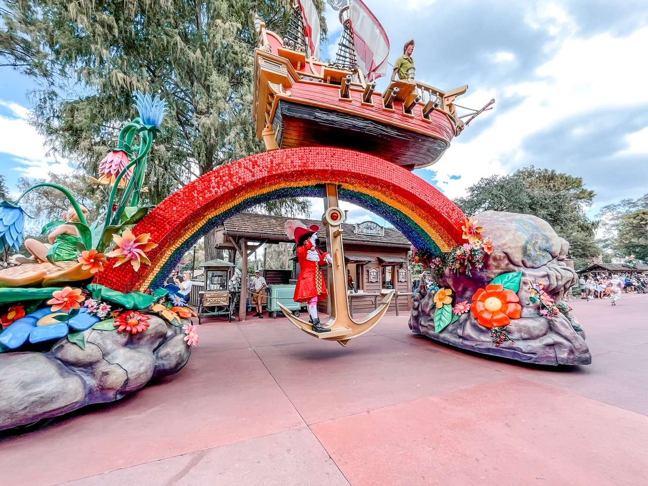 Captain Hook and Peter Pan in Festival of Fantasy Parade