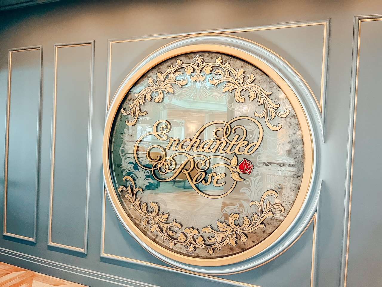 Grand Floridian Enchanted Rose Lounge