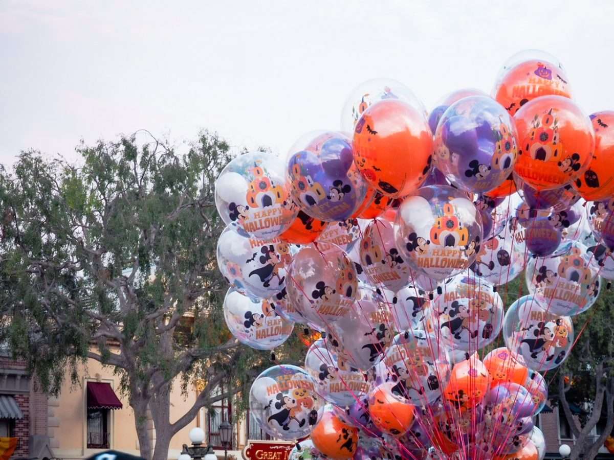 Halloween Balloons at Disneyland Park