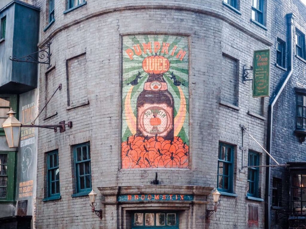 Wizarding World Pumpkin Juice Decor