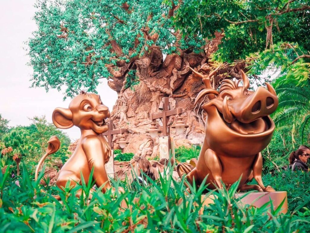 Animal Kingdom Golden Statues