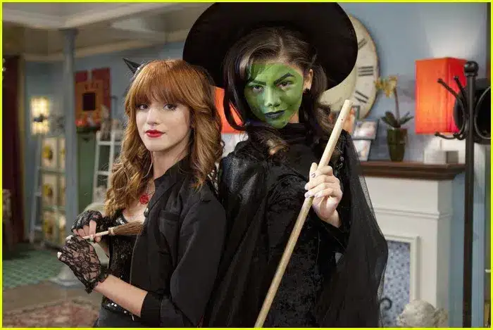 Zendaya-Bella-Thorne-Shake-Up-Halloween-shake-it-up