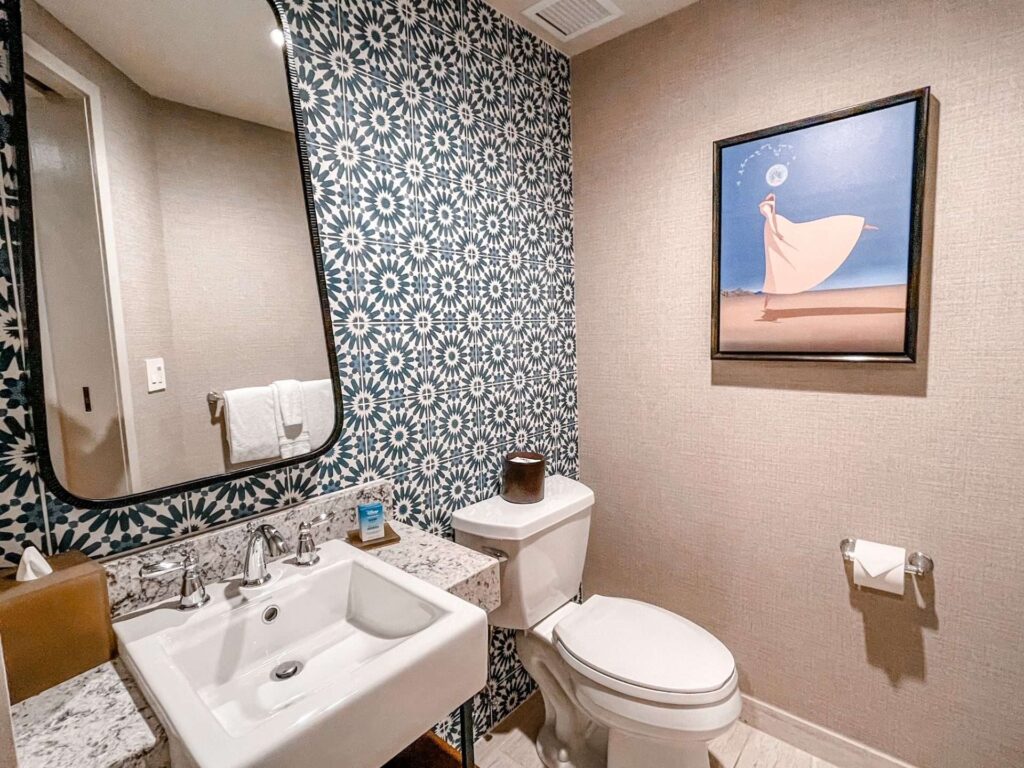 Coronado Springs Tower Suite Bathroom