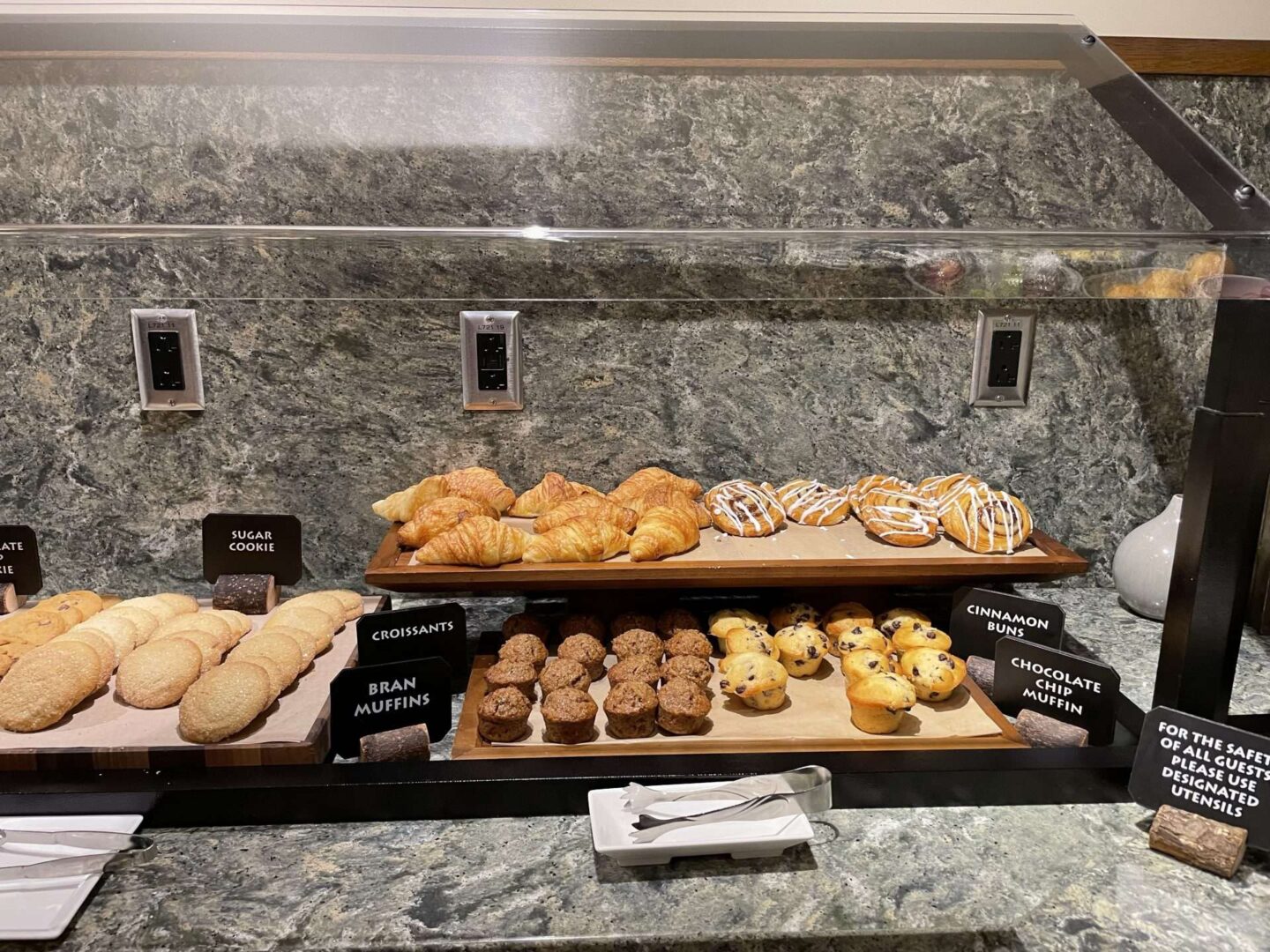 Wilderness Lodge Club Level