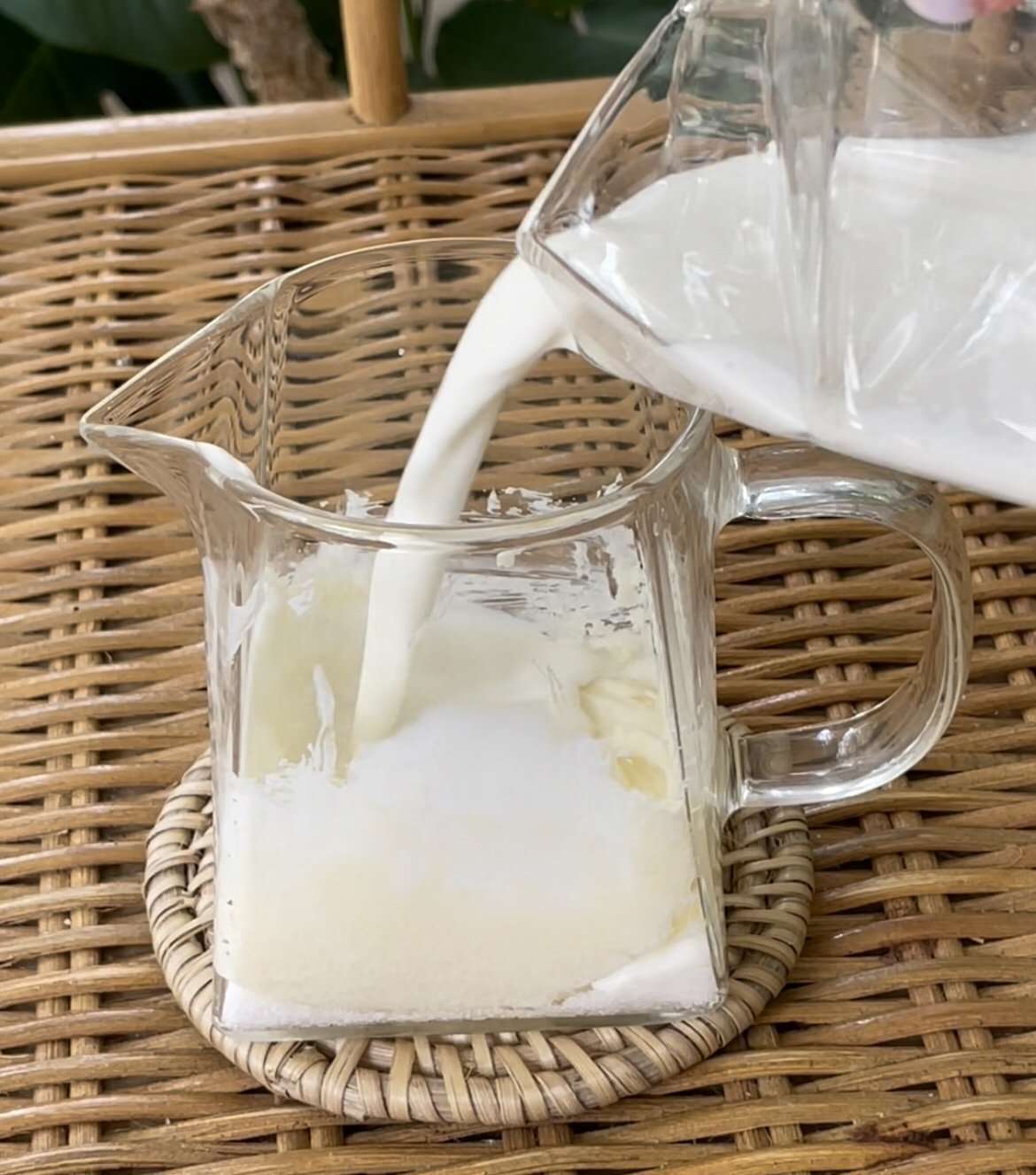 How to Make Cream Cheese Foam Cocoa Puffs Coffee