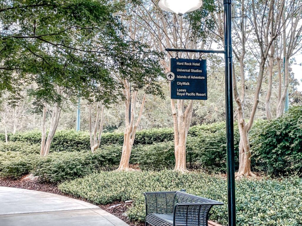 Walking Path to Universal Studios Orlando