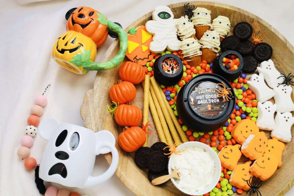Halloween Hot cocoa Board