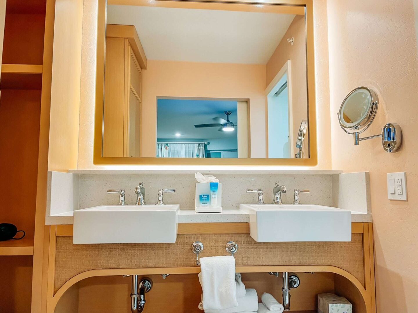 Little Mermaid Rooms Amenities Bathroom