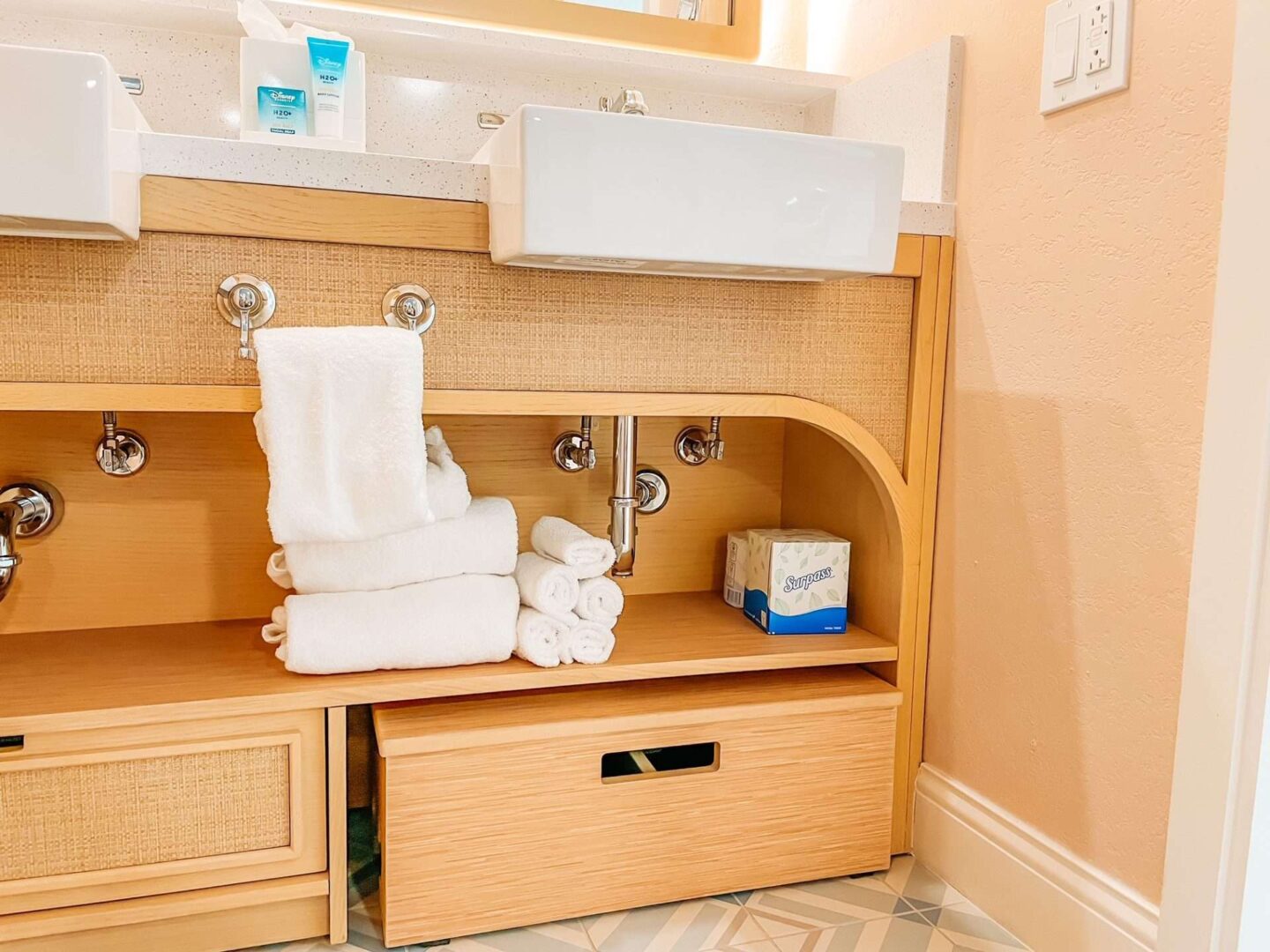 Little Mermaid Rooms Bathroom