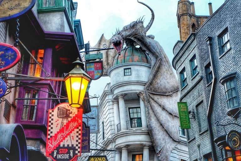Diagon Alley Wizarding world of Harry Potter Dragon