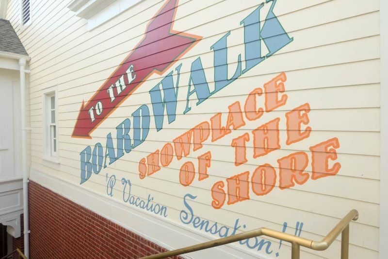 Boardwalk Inn Decor and Theme Showplace of the Shore Sign
