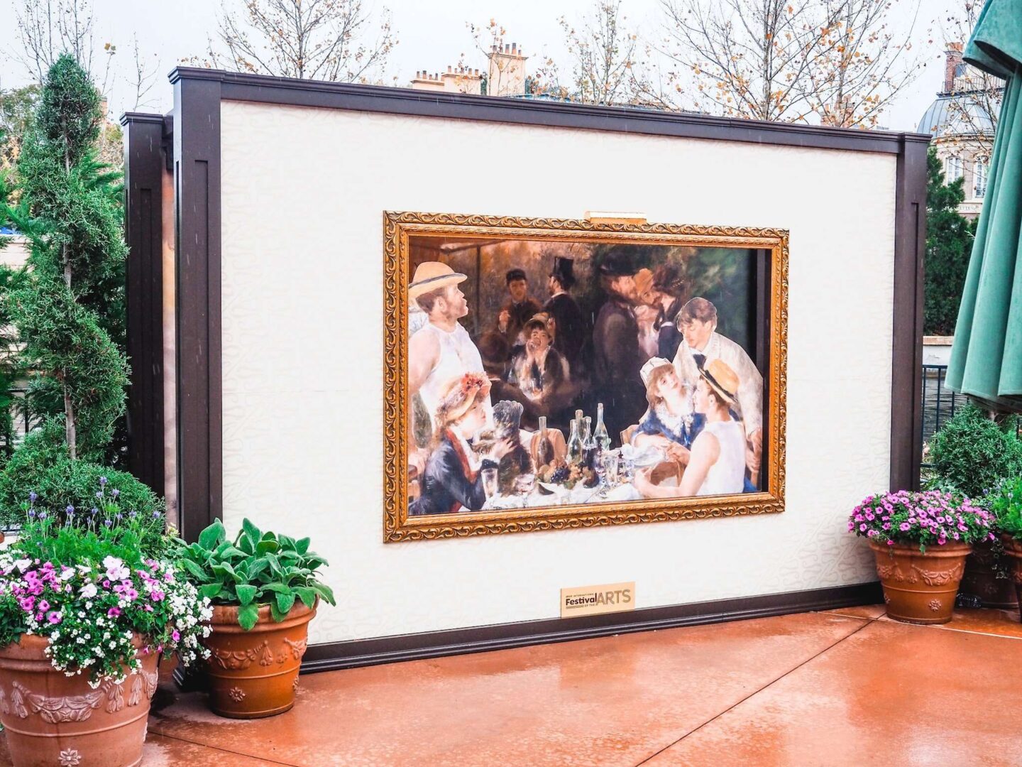 Renoir Photo Op at EPCOT Festival of the Arts