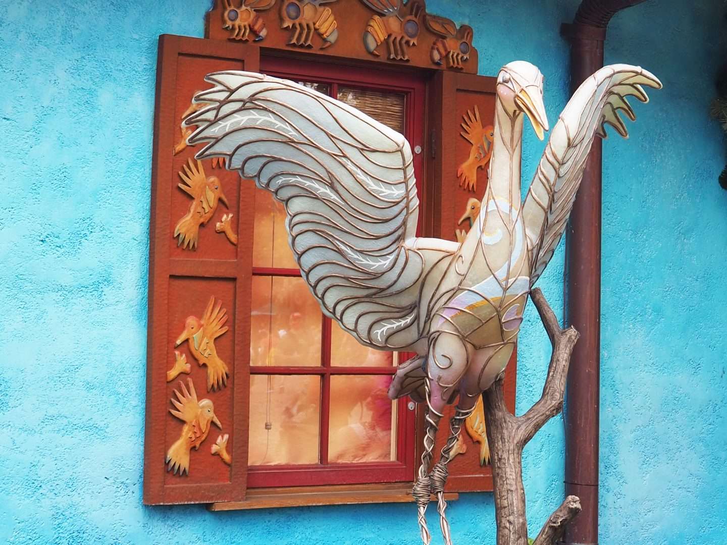 Holidays at Animal Kingdom Bird Menagerie