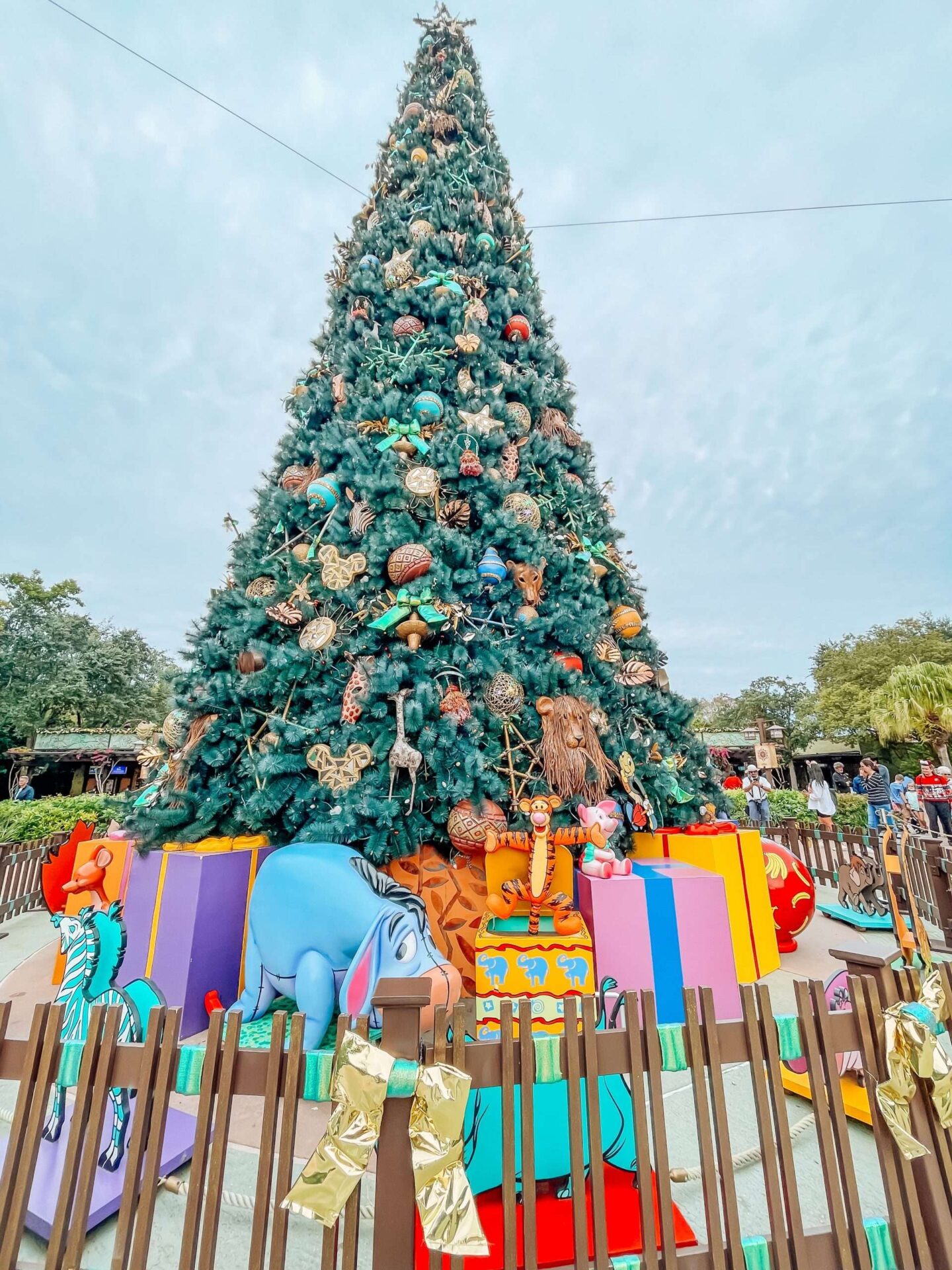 Animal Kingdom Christmas Tree with Eeyore and Gifts