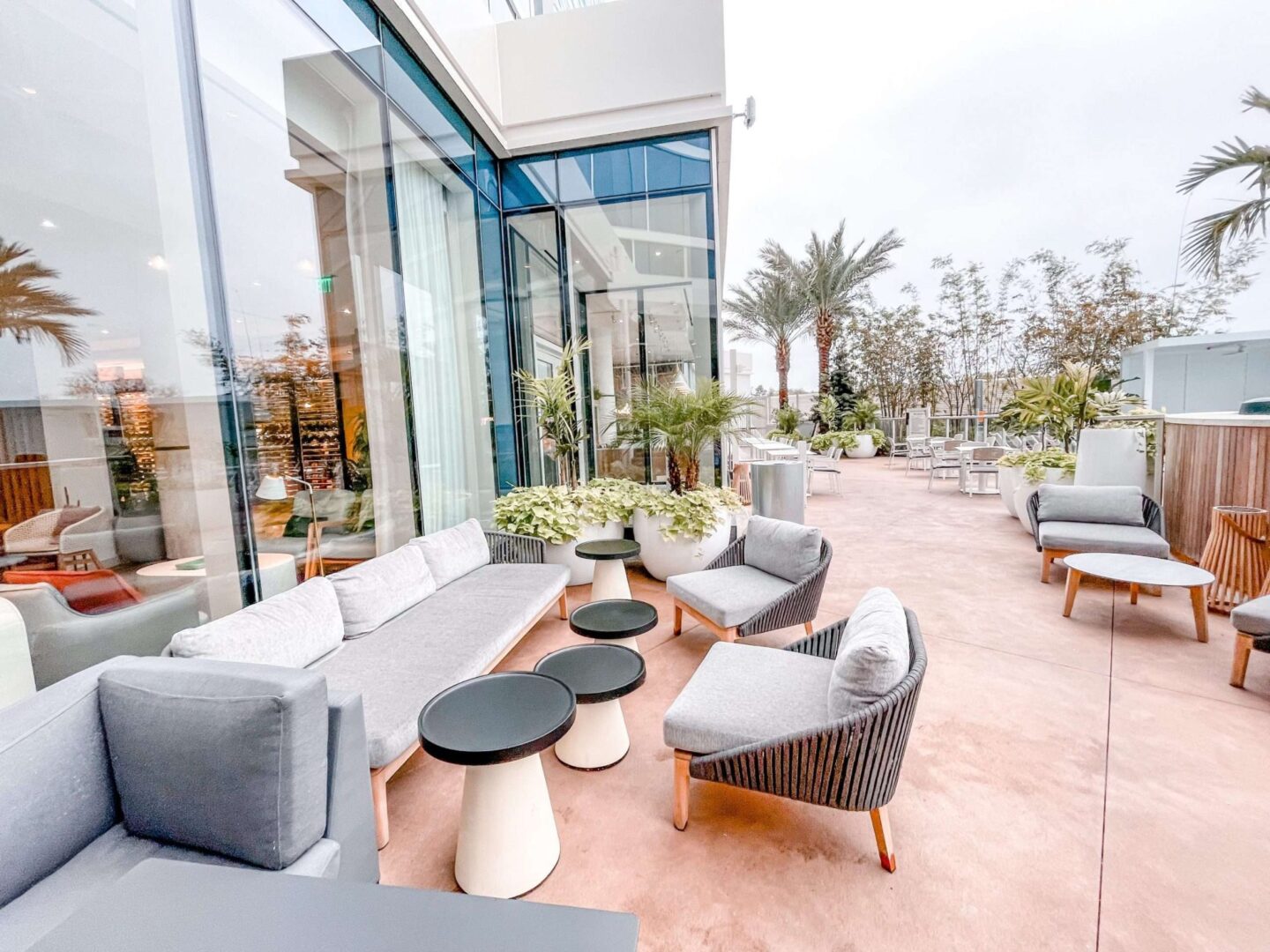 Swan Reserve Hotel at Disney Seating Pool