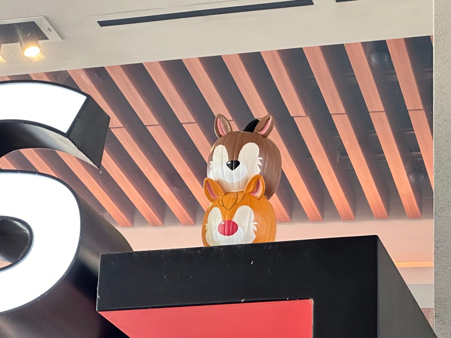 Pluto Pumpkin Pursuit Game Disney Fall