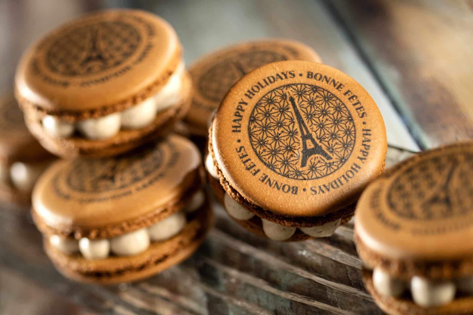 Gingerbread Macaron France