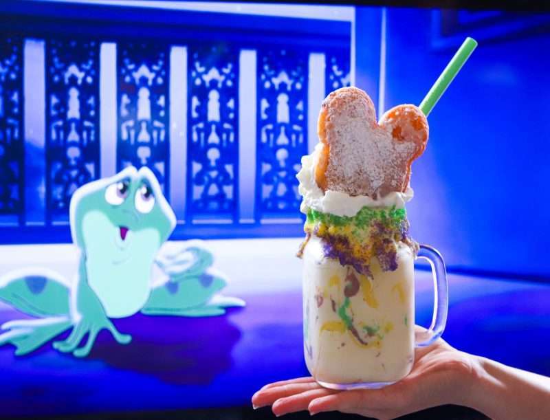 Mardi Gras Beignet King Cake Shake