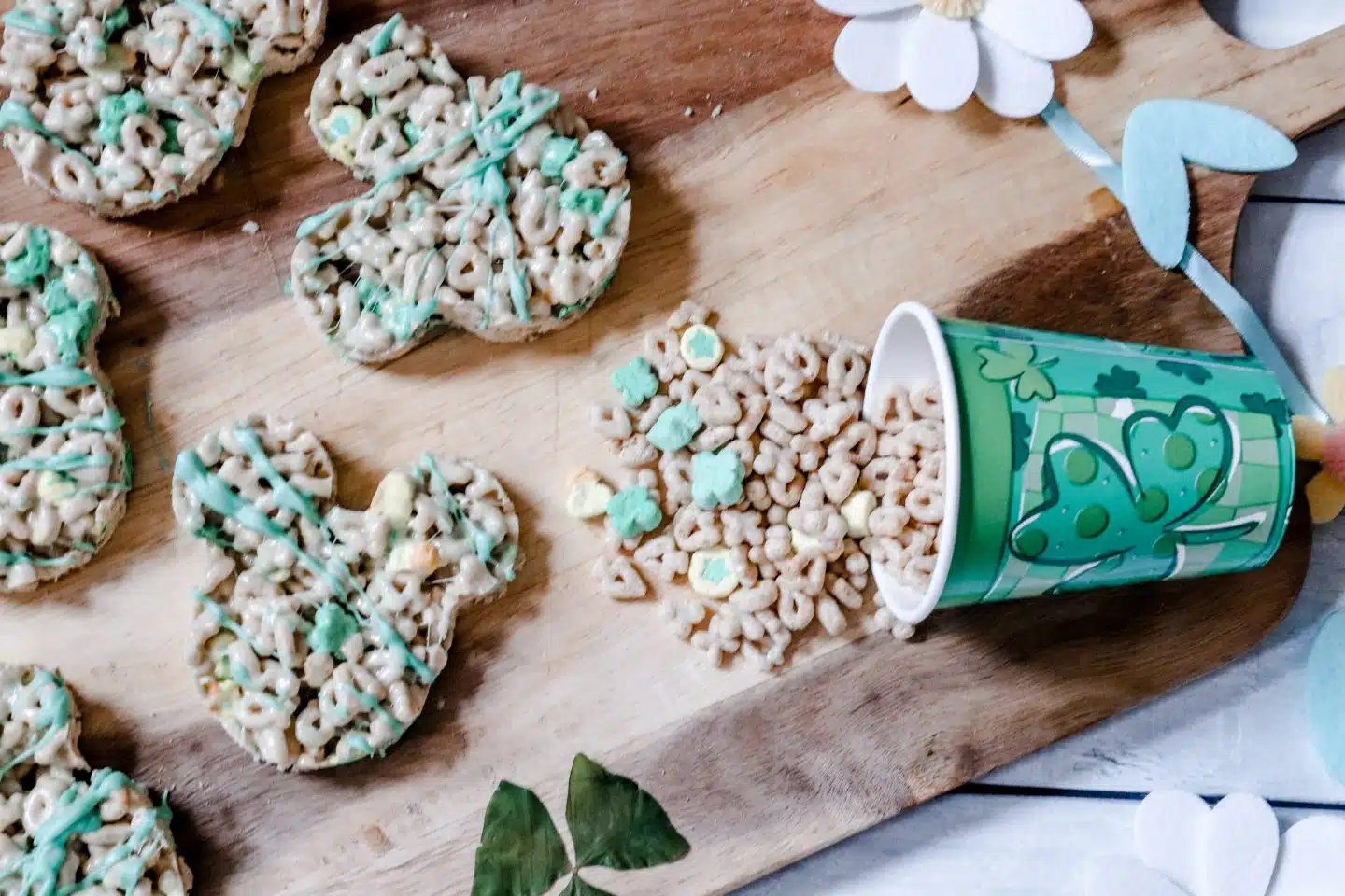 Lucky Charms Marshmallow Treats